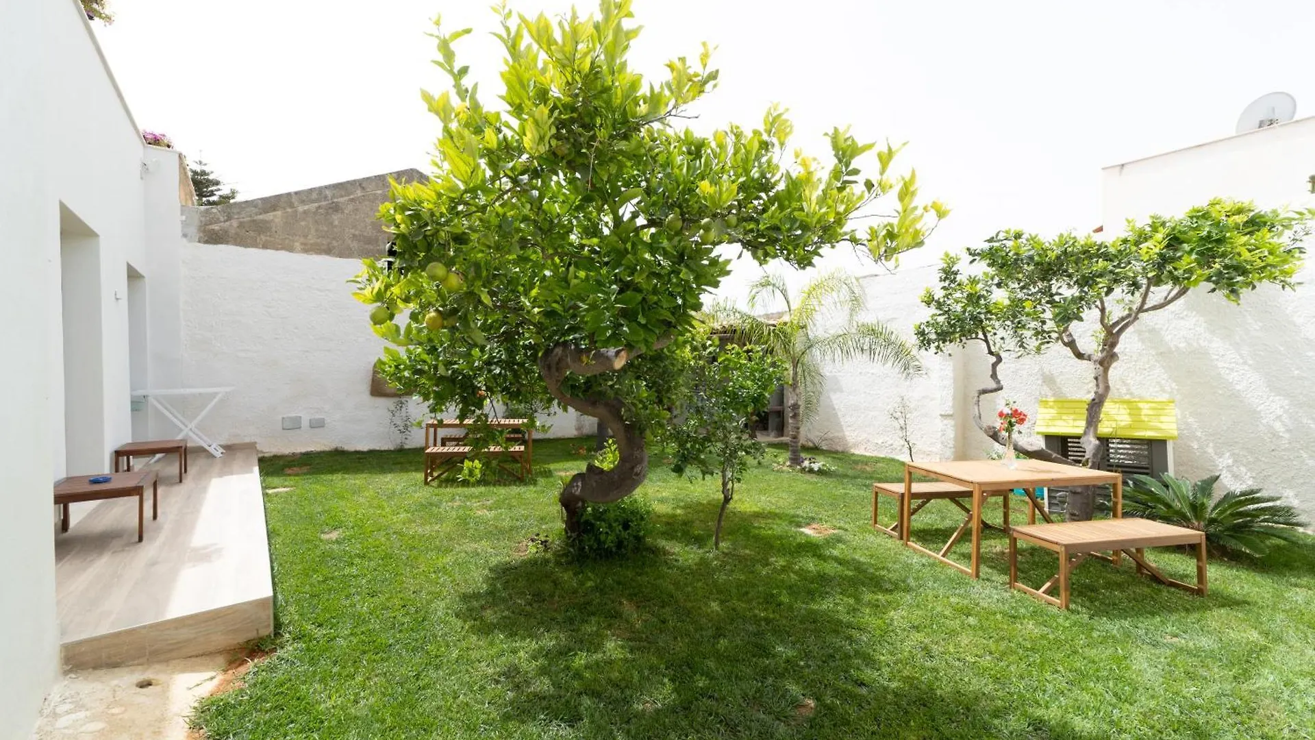 Hotel Baglio Tuzza Marsala 0*,  Italia